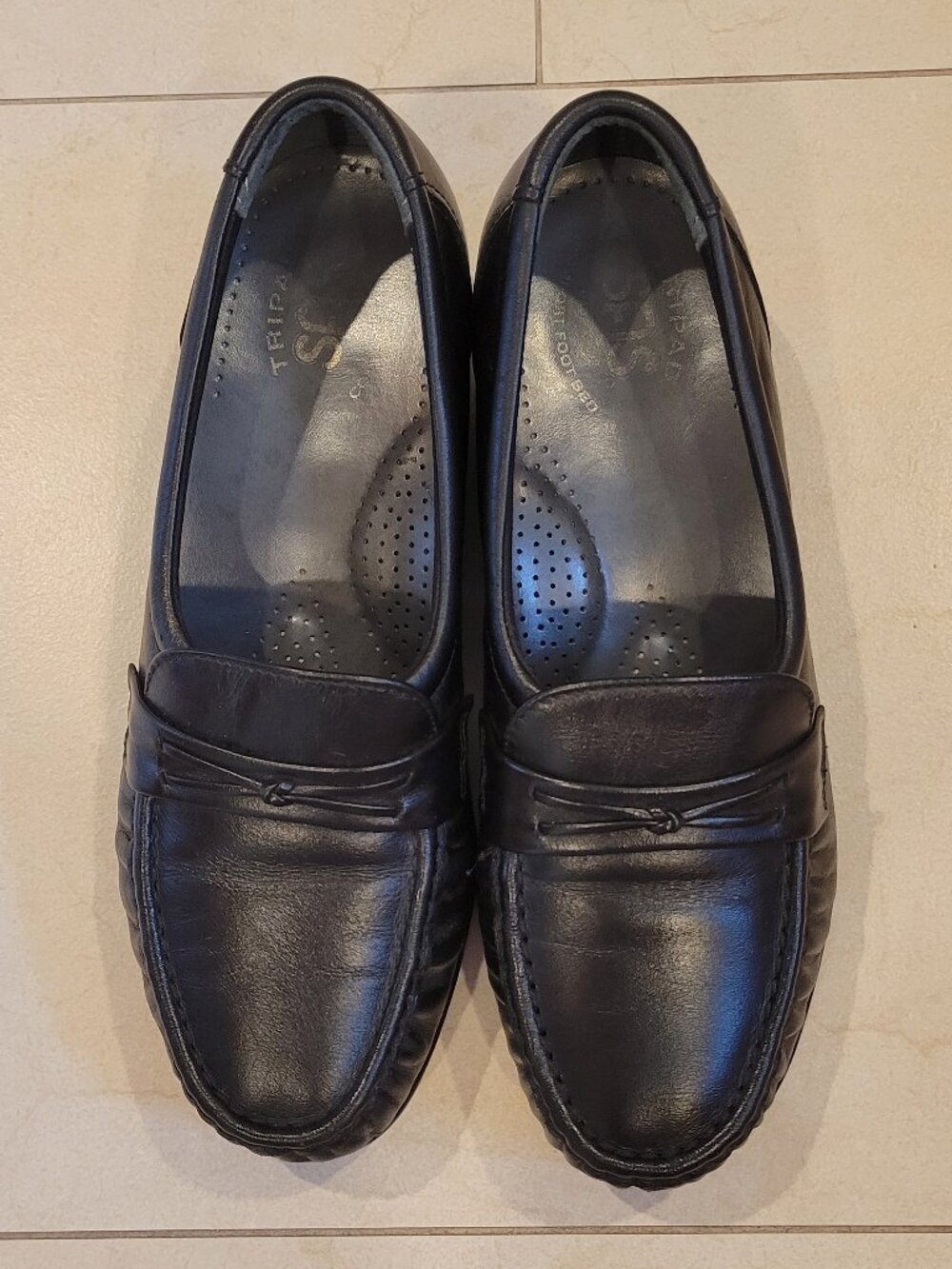 SAS Women's Easier Slip On Loafers, Size 6.5W Black